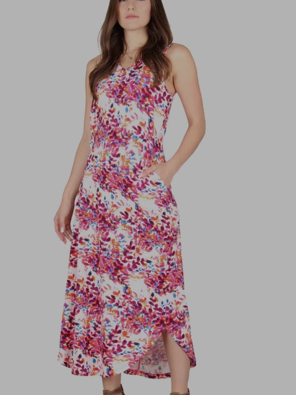 Sleeveless Pink Floral Maxi Dress with Side Pockets
